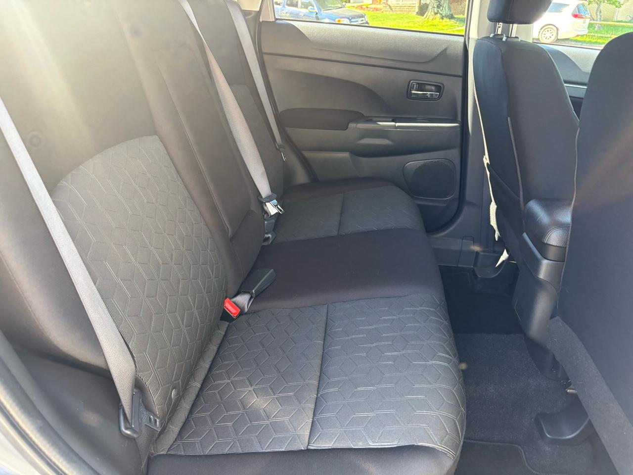 Mitsubishi Outlander Sport 2.0 ES 4WD 2024