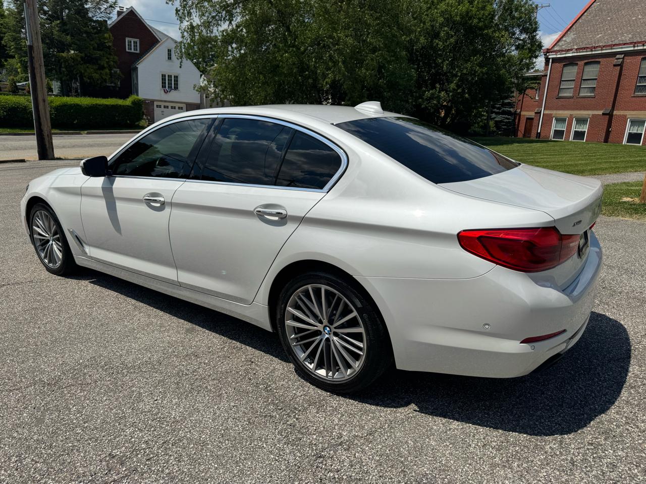 BMW 5-Series 540i xDrive 2018