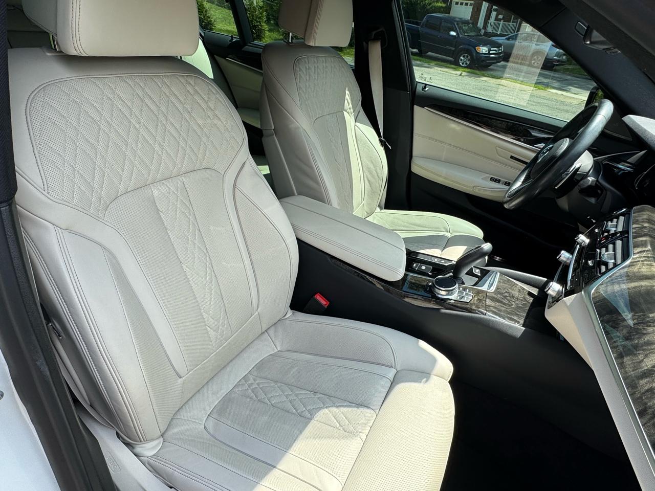 BMW 5-Series 540i xDrive 2018