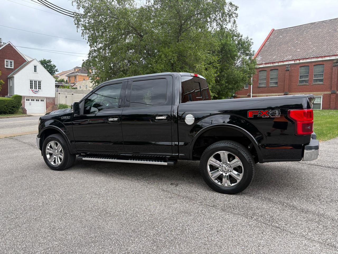 Ford F-150 Lariat SuperCrew 5.5-ft. Bed 4WD 2018