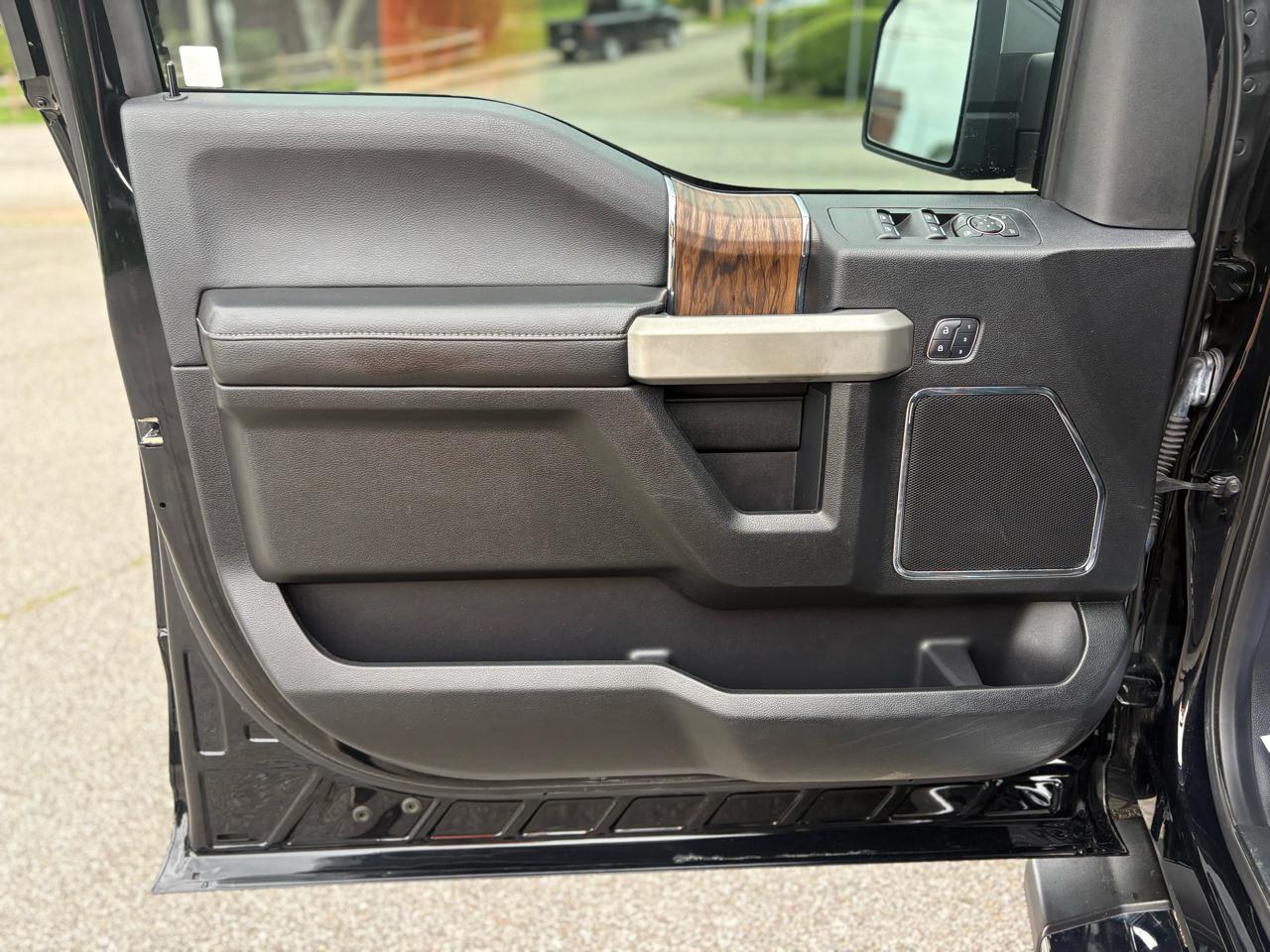 Ford F-150 Lariat SuperCrew 5.5-ft. Bed 4WD 2018