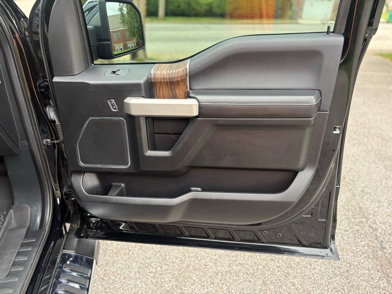 Ford F-150 Lariat SuperCrew 5.5-ft. Bed 4WD 2018