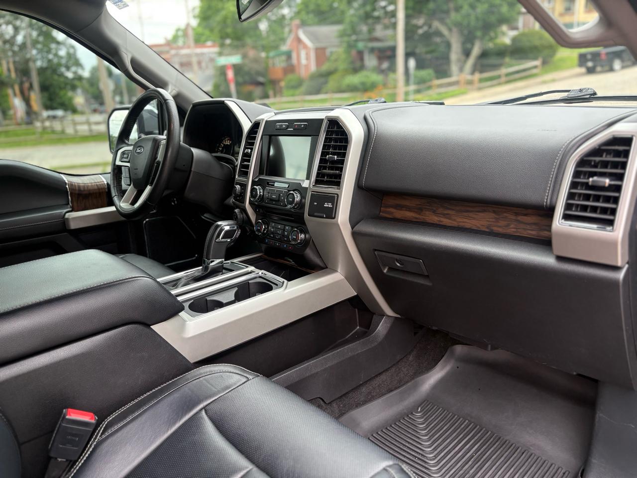 Ford F-150 Lariat SuperCrew 5.5-ft. Bed 4WD 2018