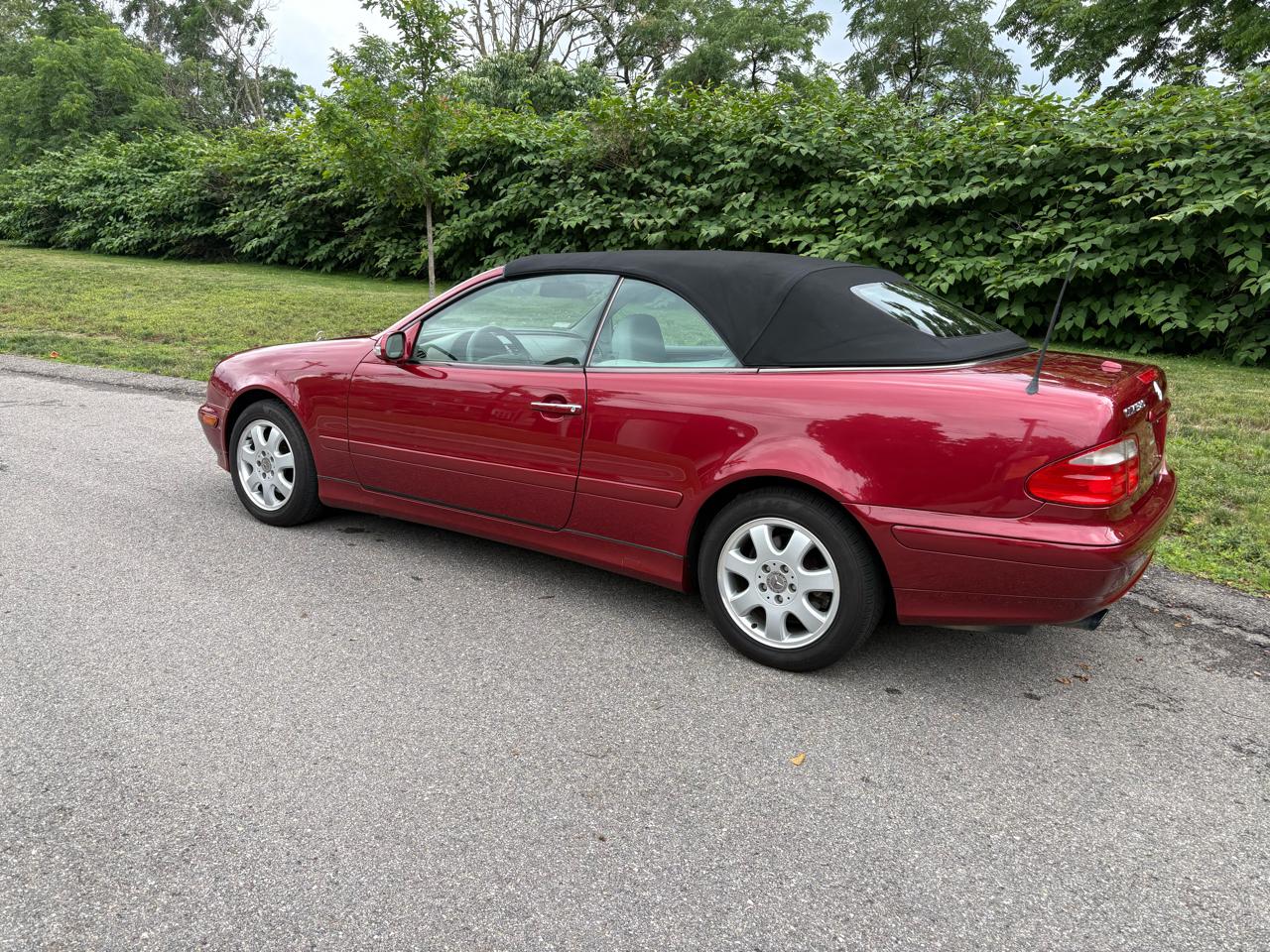 Mercedes-Benz CLK-Class CLK320 Cabriolet 2000