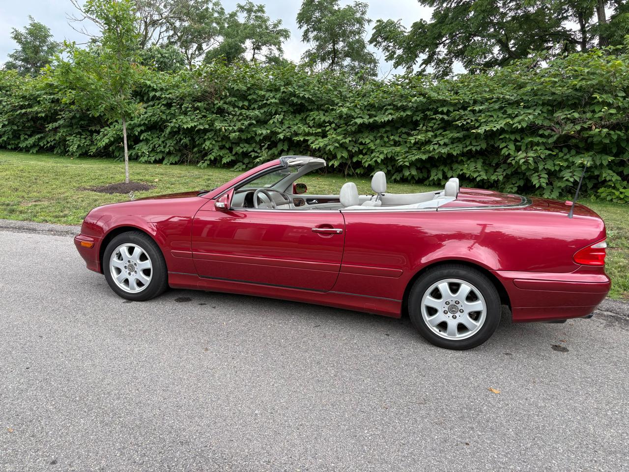 Mercedes-Benz CLK-Class CLK320 Cabriolet 2000