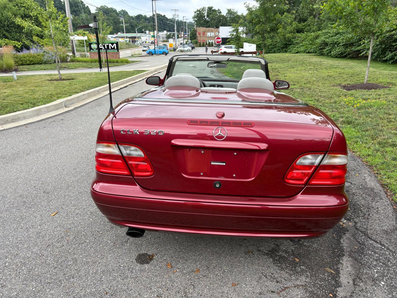 Mercedes-Benz CLK-Class CLK320 Cabriolet 2000