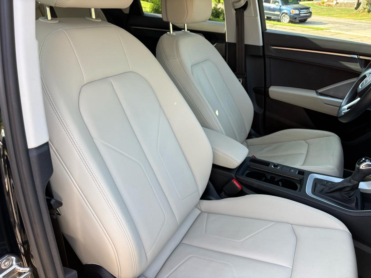 Audi Q3 S line Premium quattro 2021