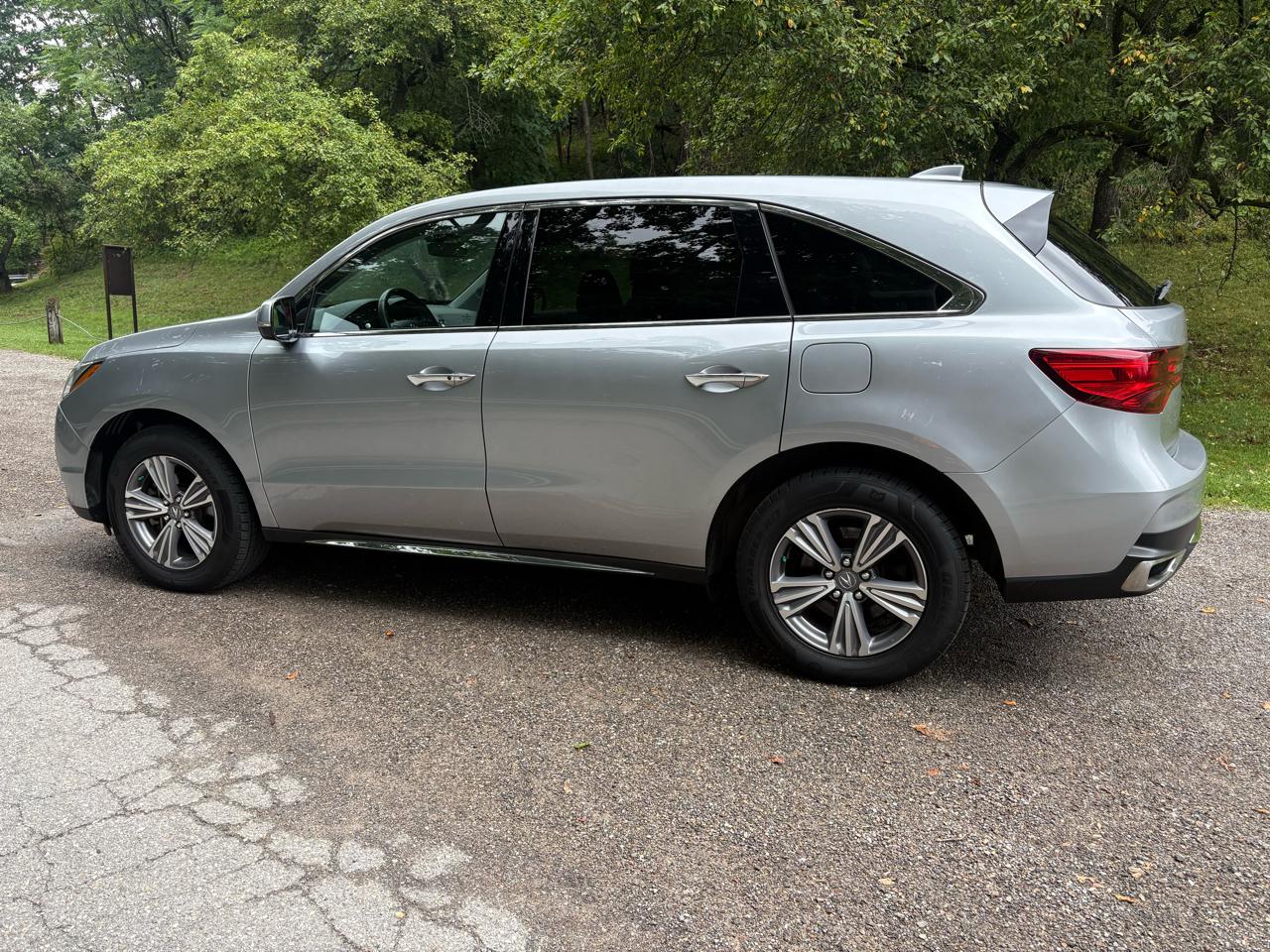 Acura MDX SH-AWD 9-Spd AT 2020