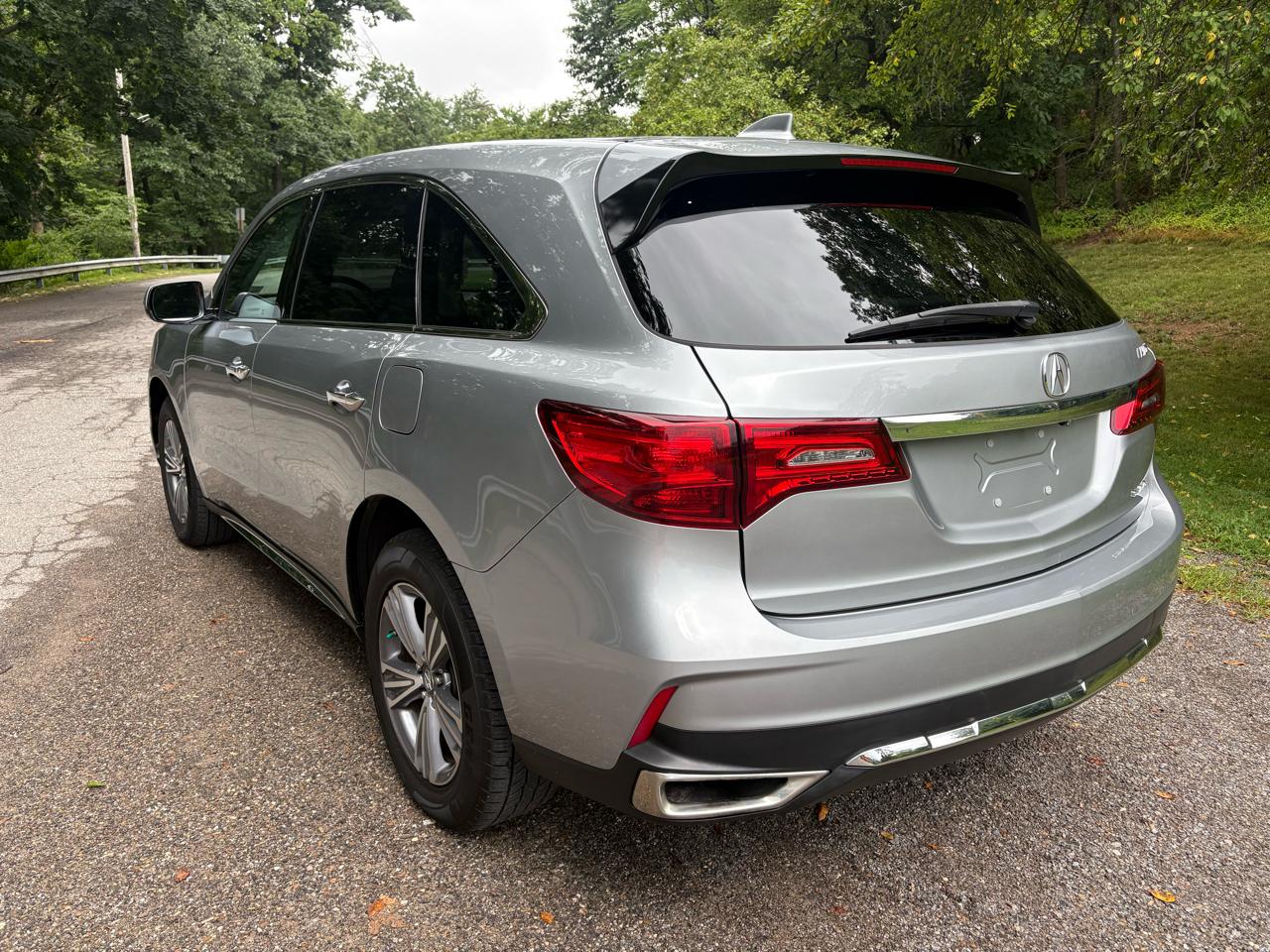 Acura MDX SH-AWD 9-Spd AT 2020