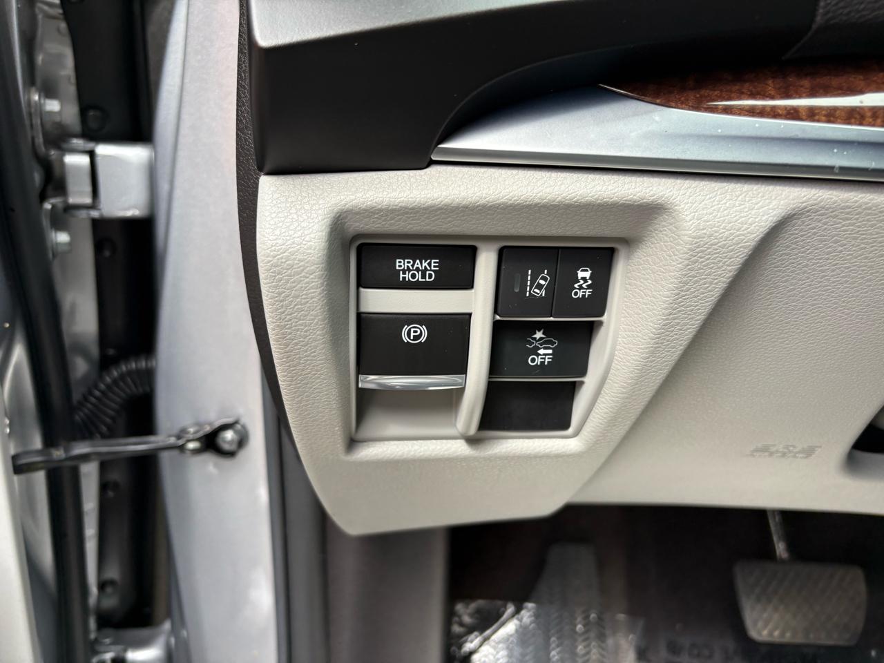 Acura MDX SH-AWD 9-Spd AT 2020