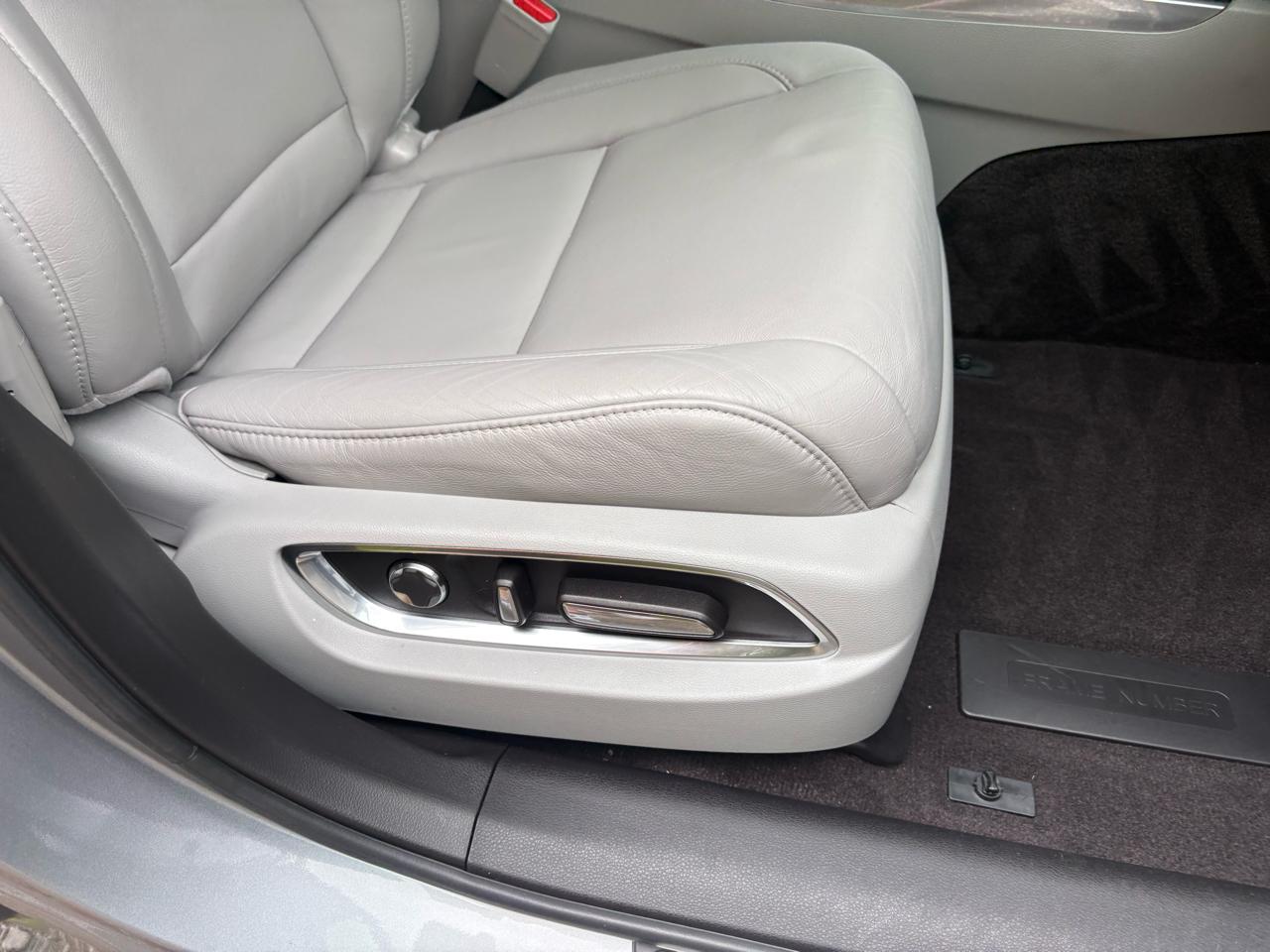 Acura MDX SH-AWD 9-Spd AT 2020