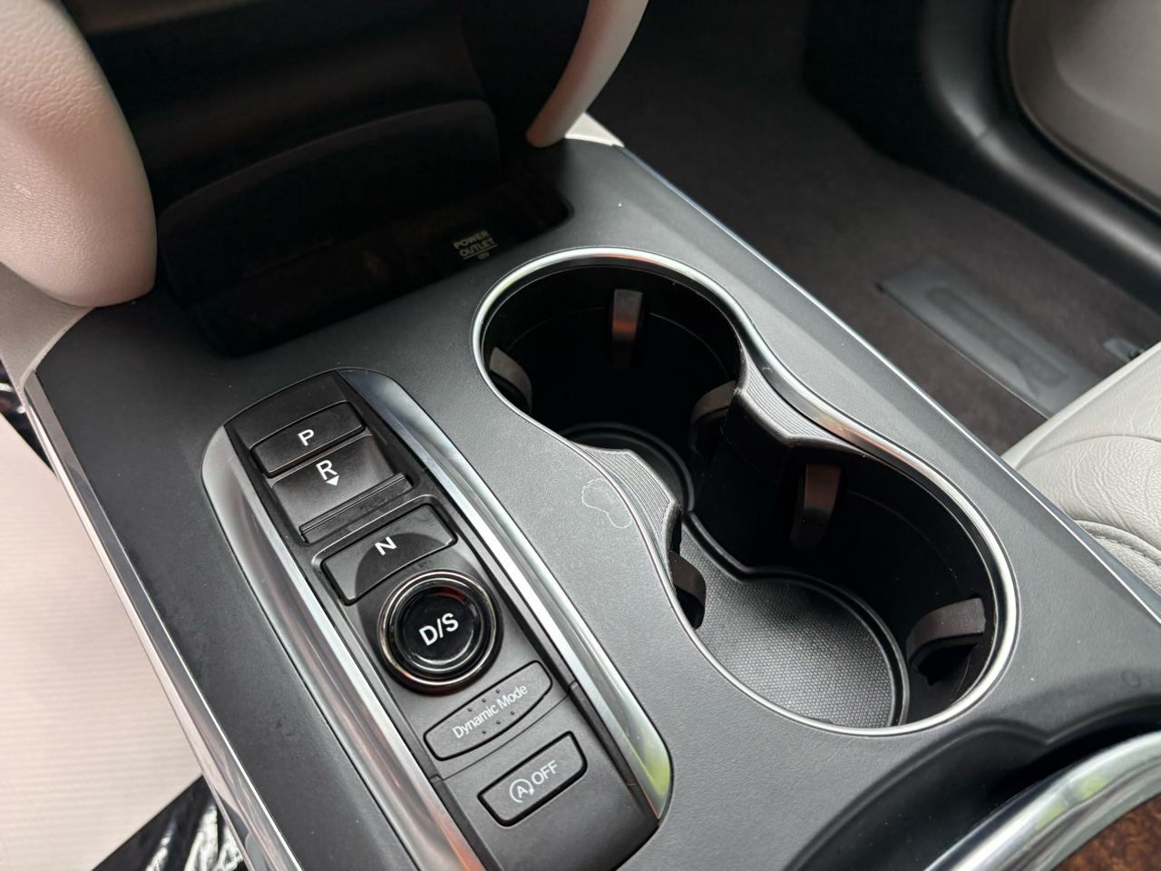 Acura MDX SH-AWD 9-Spd AT 2020