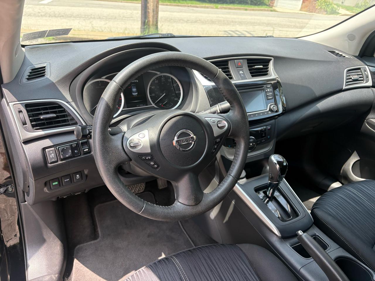 Nissan Sentra S CVT 2018