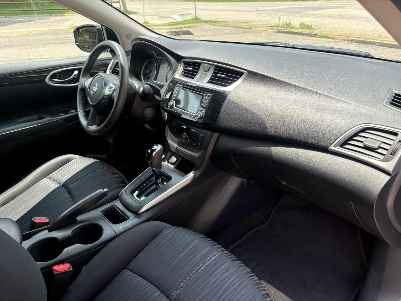 Nissan Sentra S CVT 2018