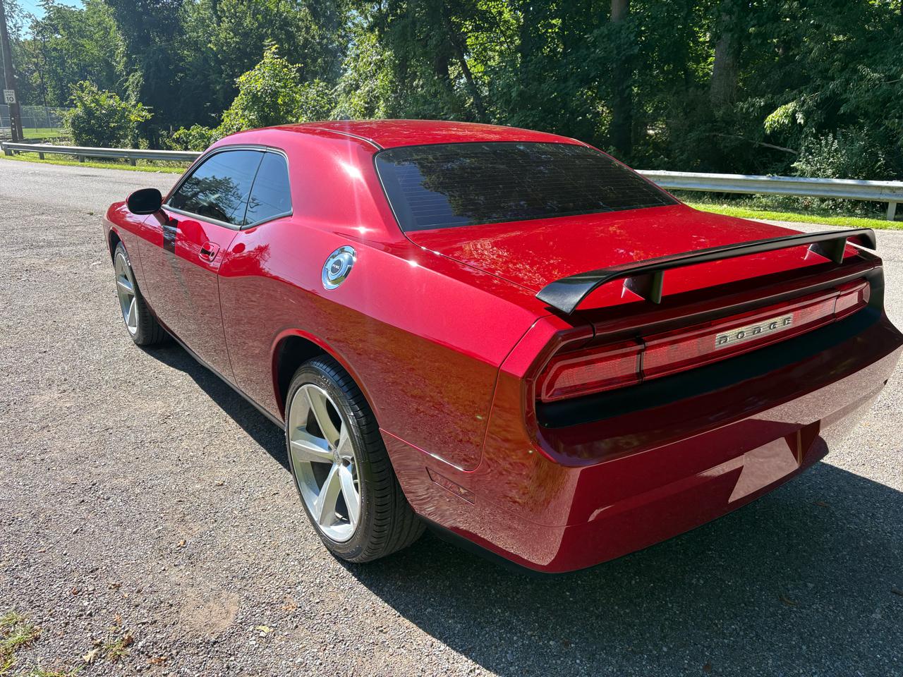 Dodge Challenger SE 2010