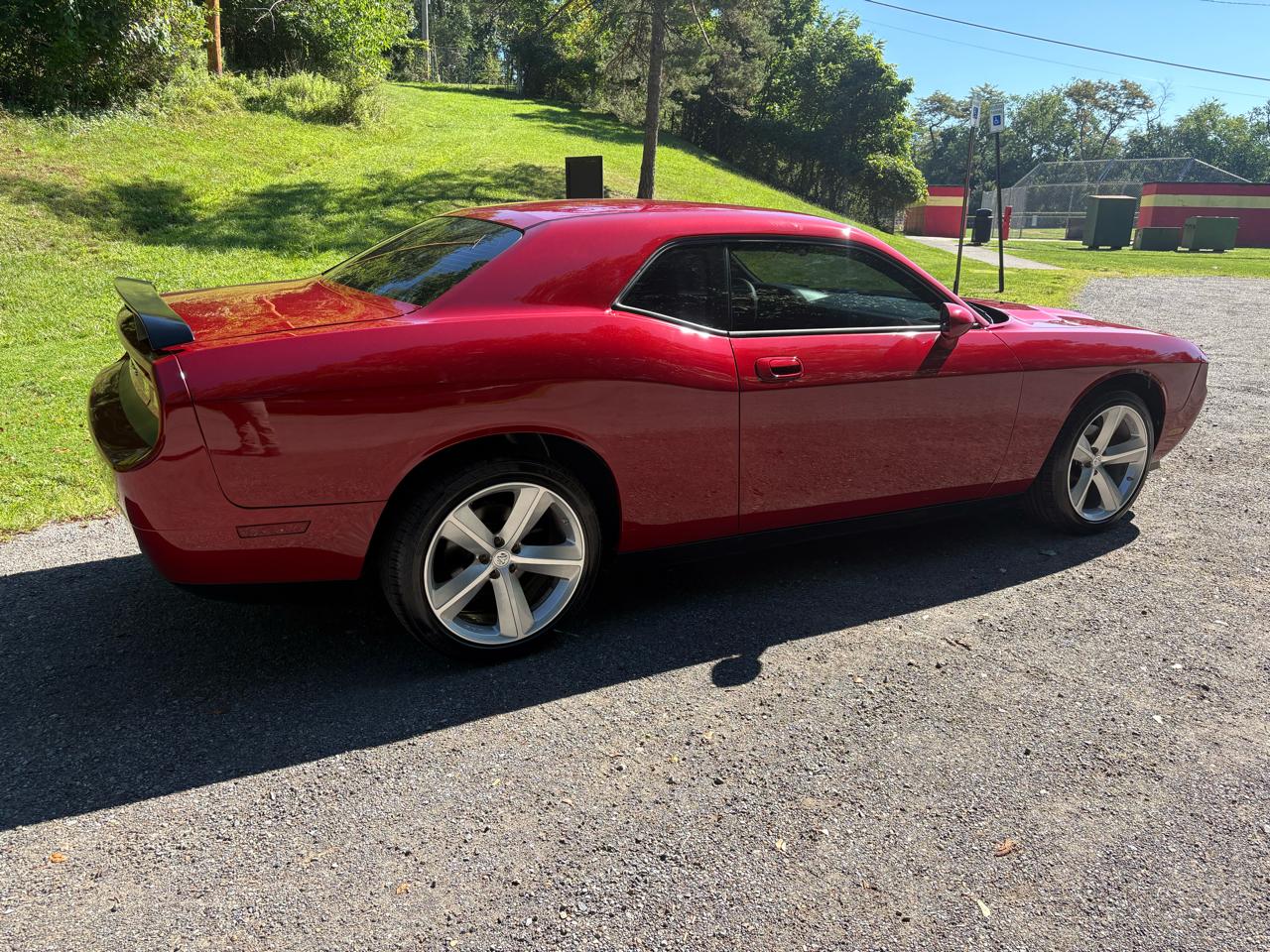 Dodge Challenger SE 2010