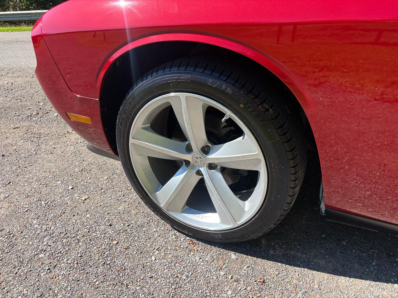 Dodge Challenger SE 2010