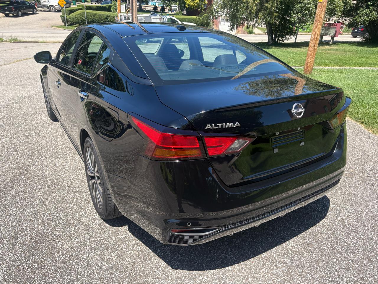 Nissan Altima 2.5 SV 2025