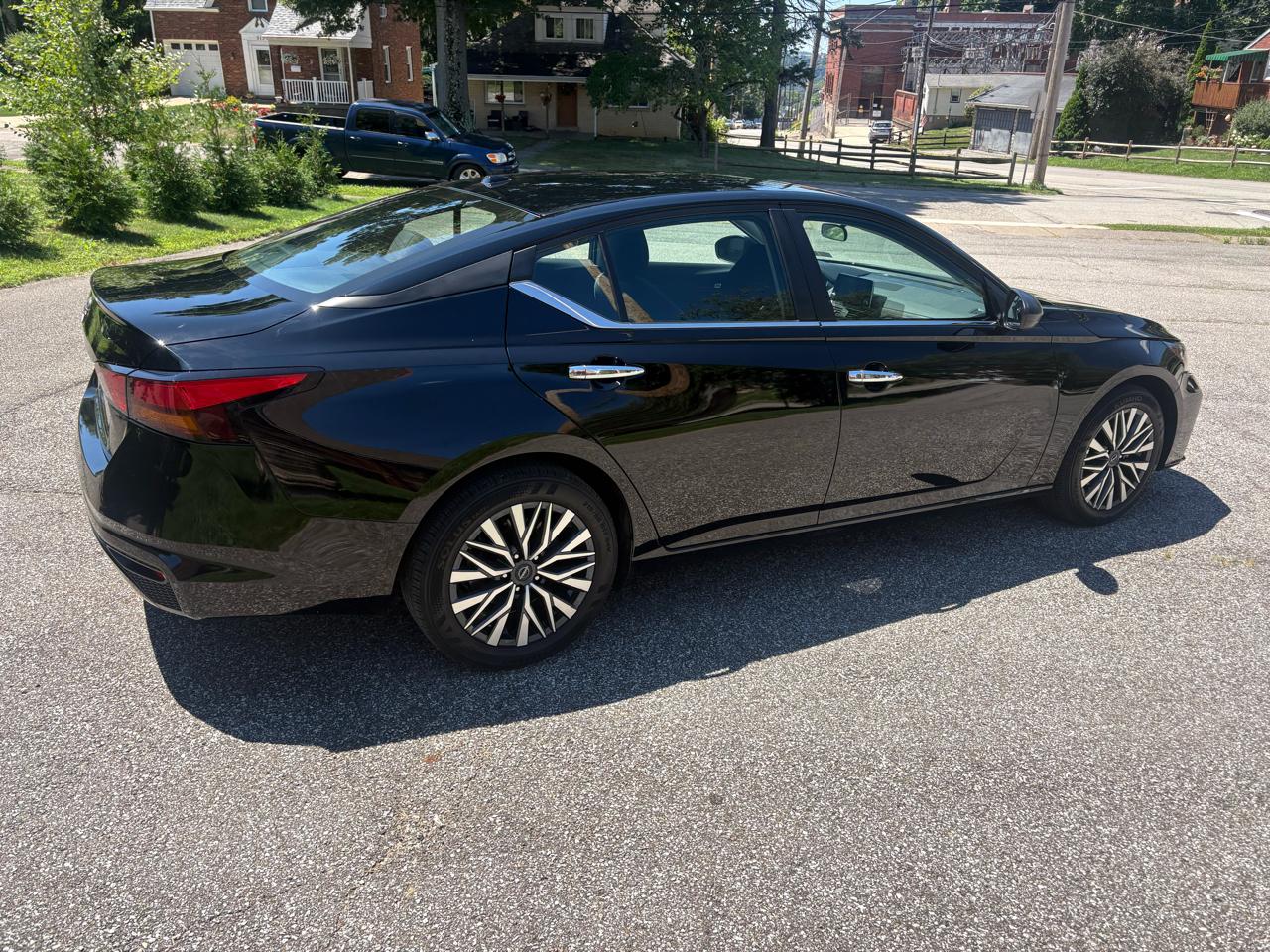 Nissan Altima 2.5 SV 2025