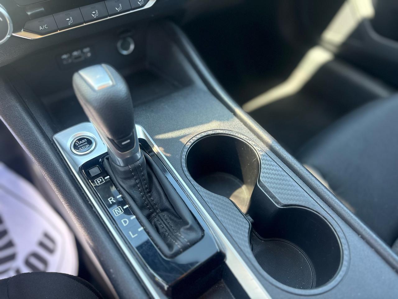 Nissan Altima 2.5 SV 2025