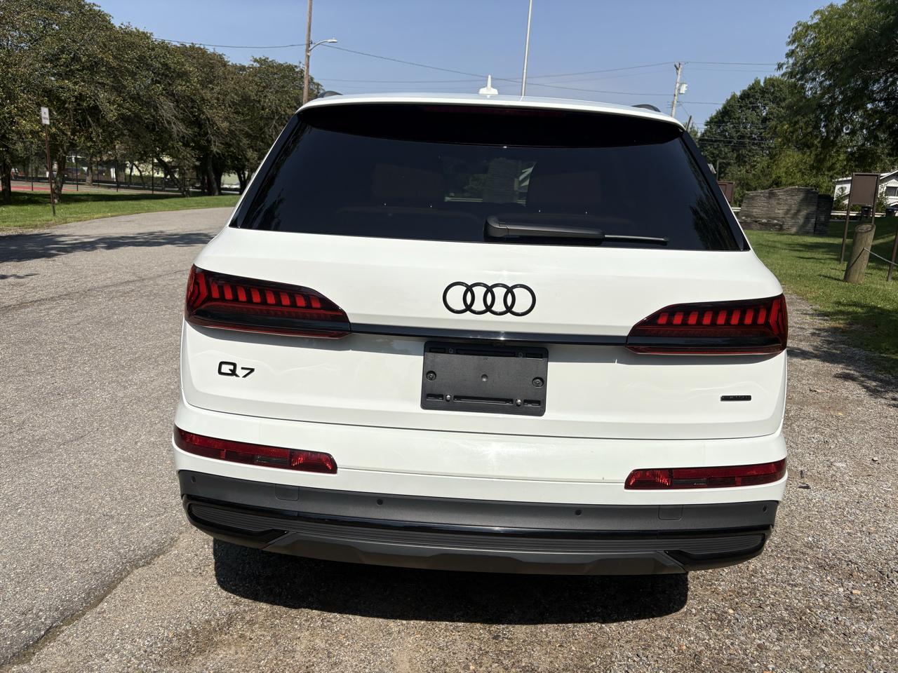 Audi Q7 Premium Plus 55 TFSI 4D SUV 3.0T 2022