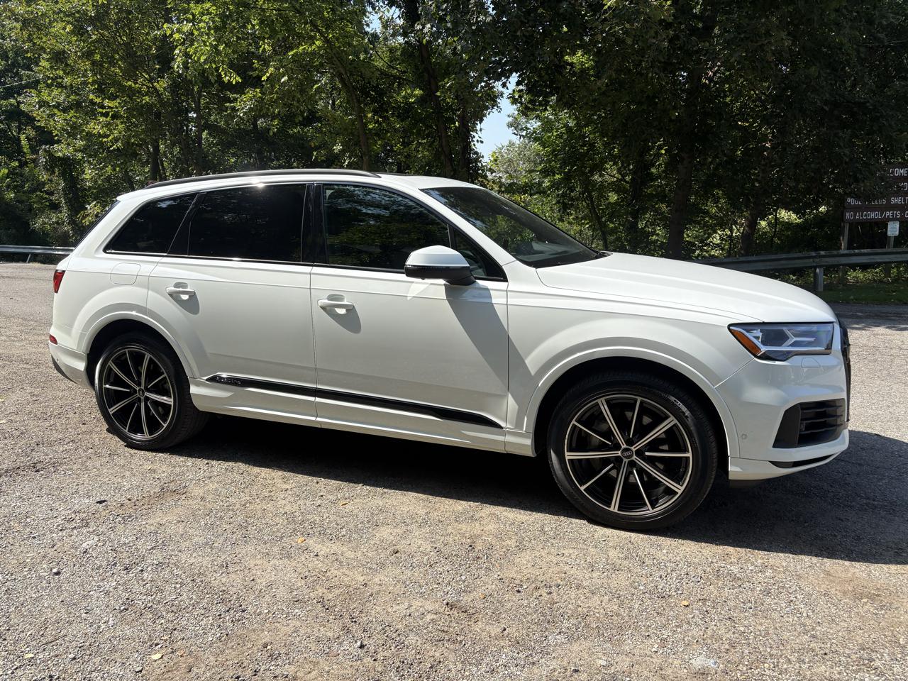 Audi Q7 Premium Plus 55 TFSI 4D SUV 3.0T 2022