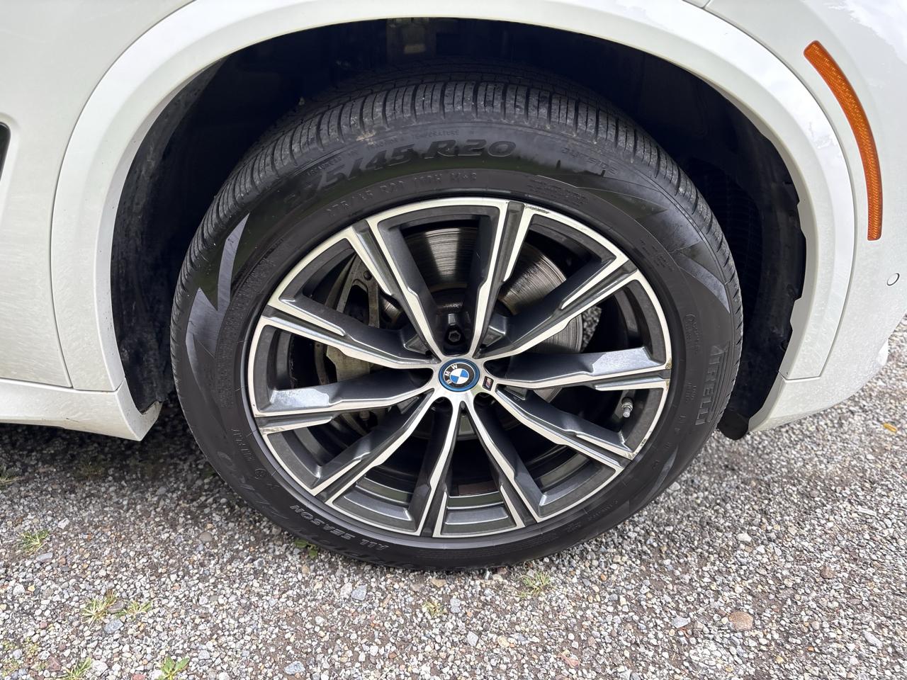 BMW X5 xDrive45e 2023