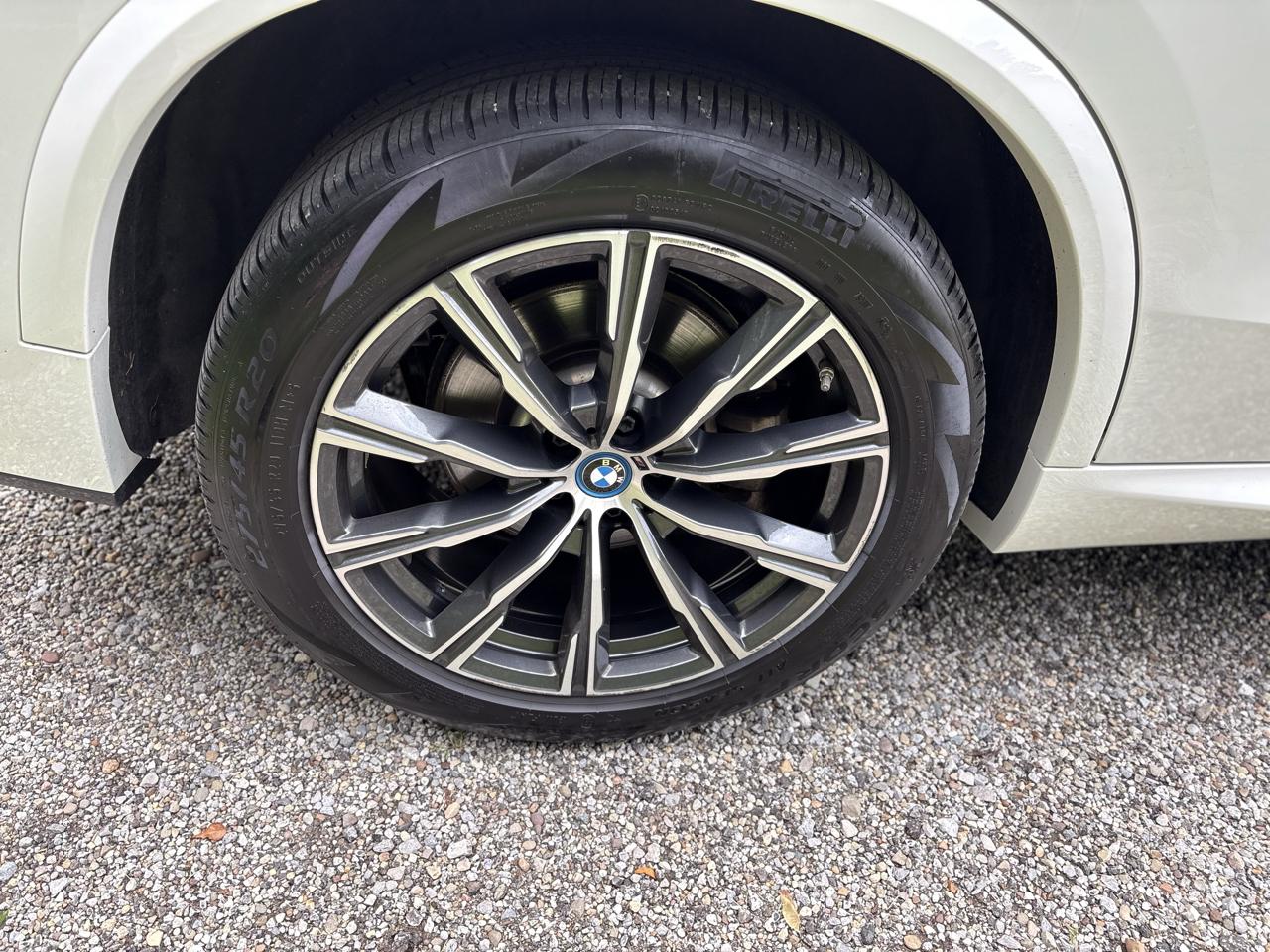 BMW X5 xDrive45e 2023