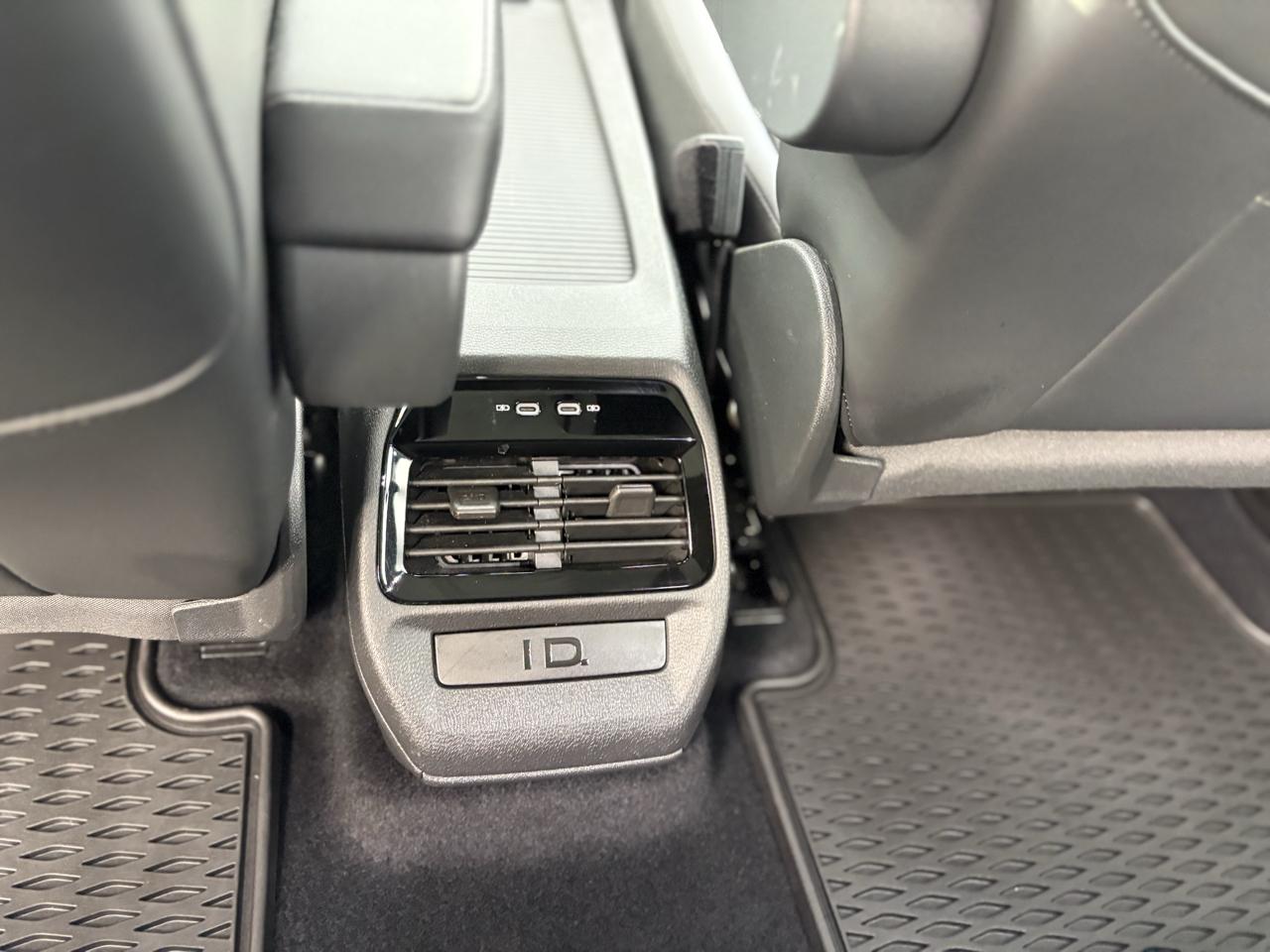 Volkswagen ID.4 Pro S AWD 2022