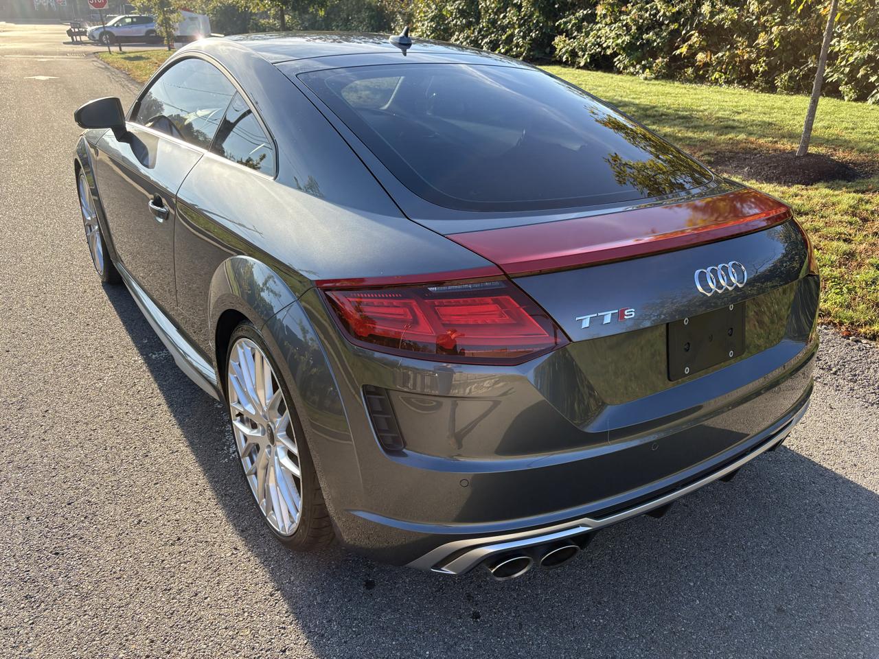 Audi TTS quattro 2019