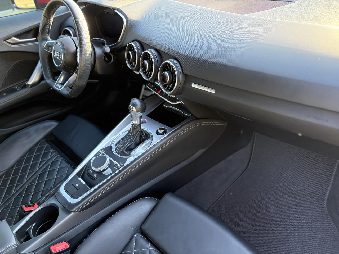 Audi TTS quattro 2019
