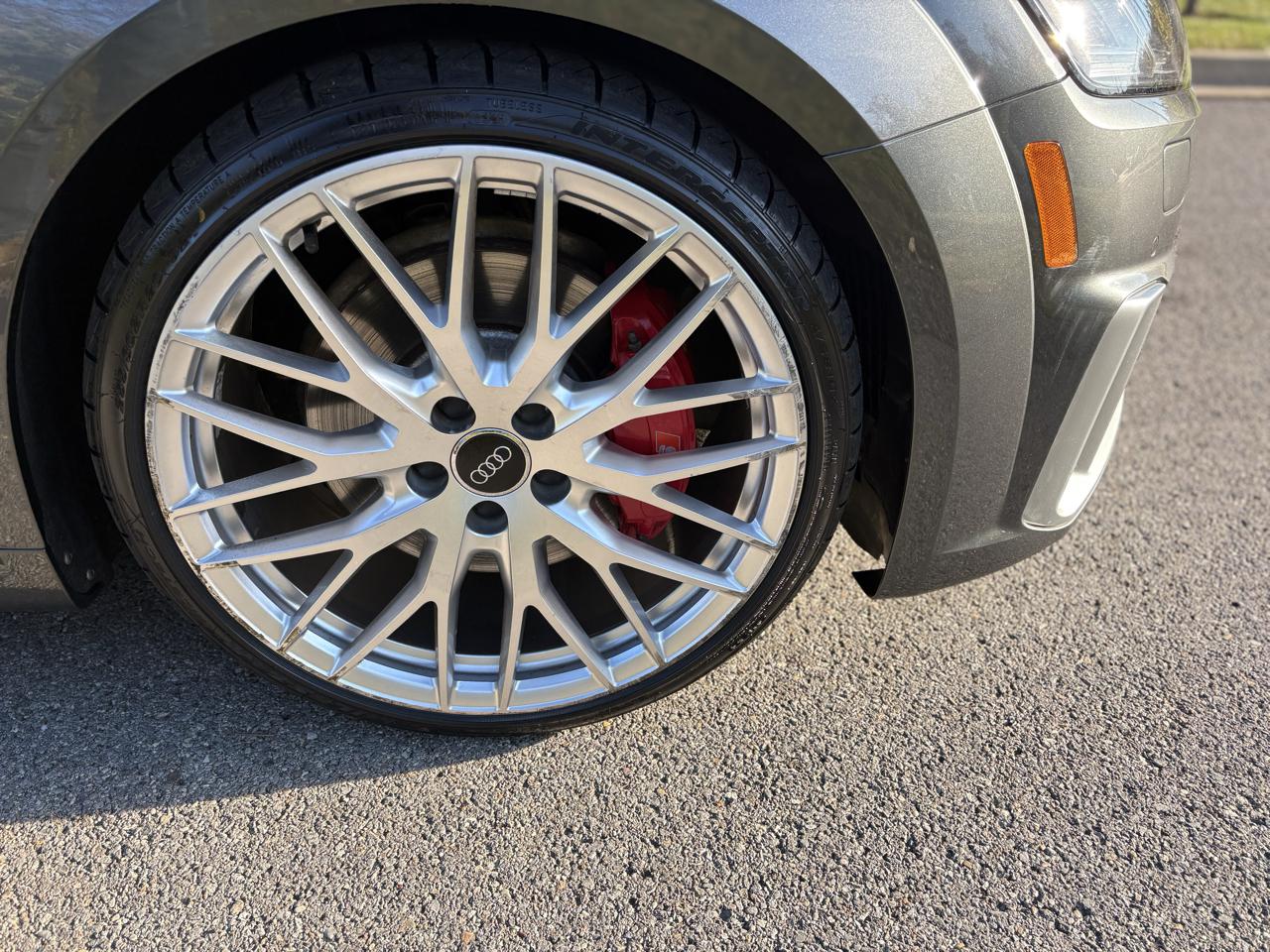 Audi TTS quattro 2019
