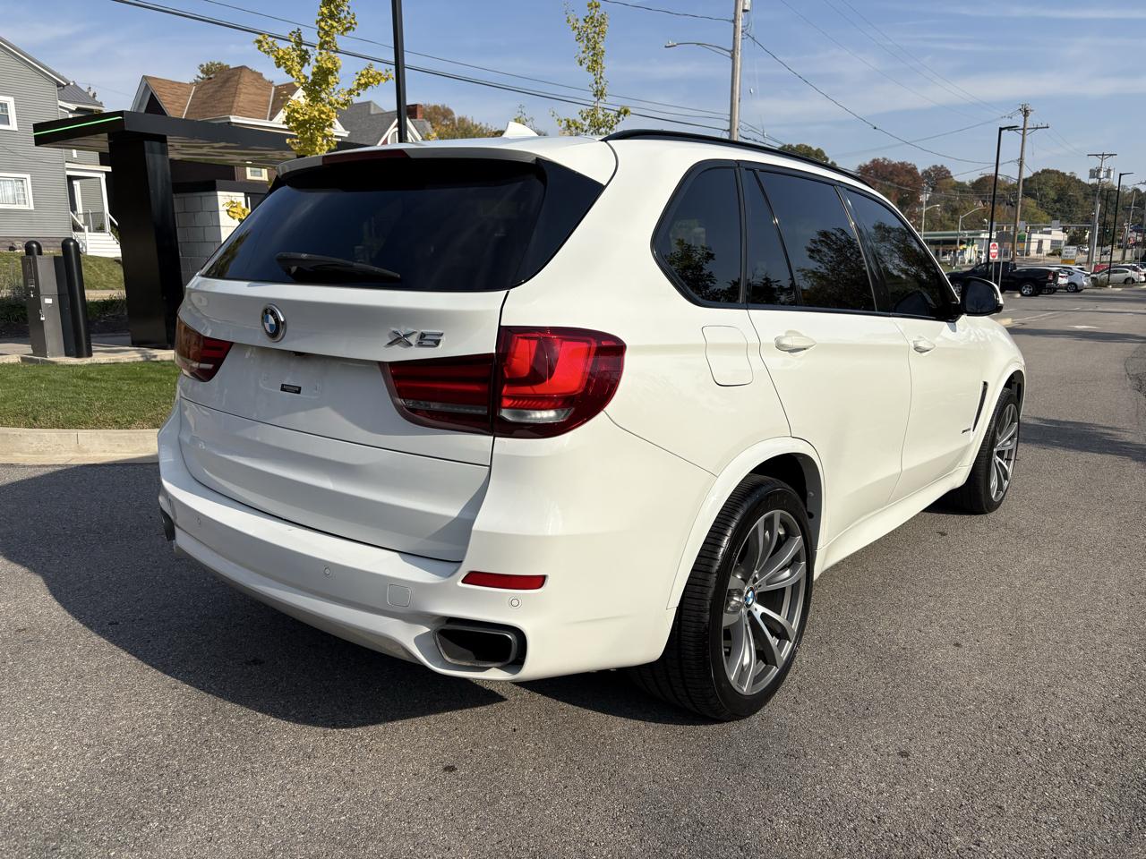 BMW X5 XDrive35i Premium 4D SAV 2017