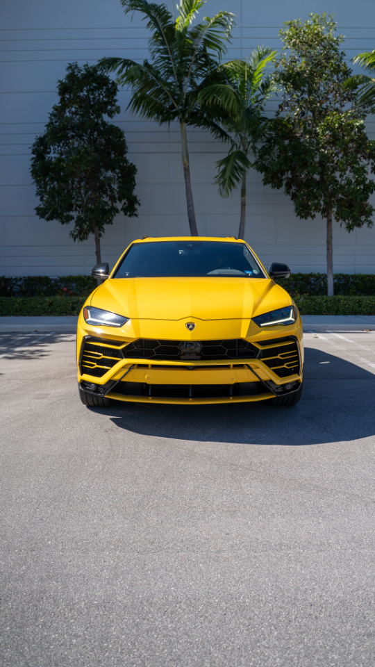 Lamborghini Urus AWD 2020