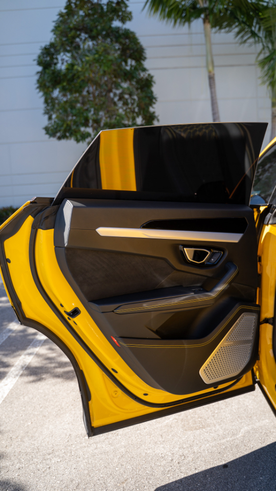 Lamborghini Urus AWD 2020