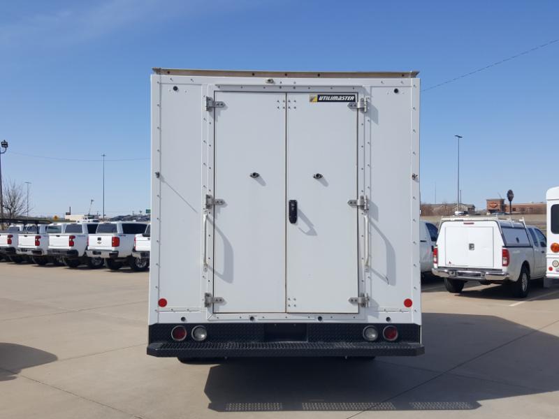 Ford Econoline E-350 Super Duty 2021