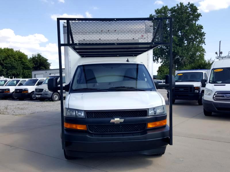 2019 Chevrolet Express 3500 Cutaway photo 4