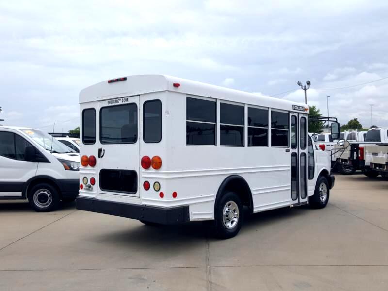 2007 Chevrolet Express 3500 photo 2