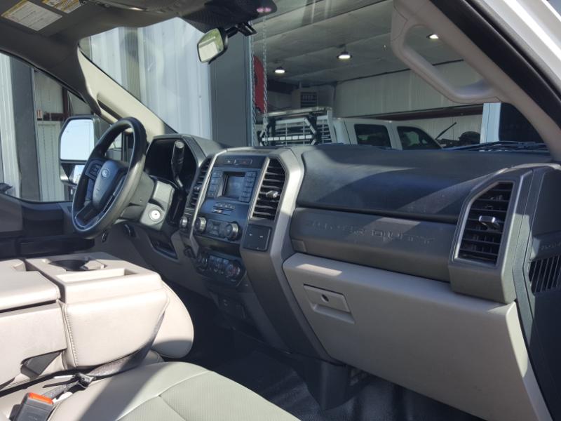 Ford F-350 SD XL SuperCab Long Bed DRW 4WD 2020