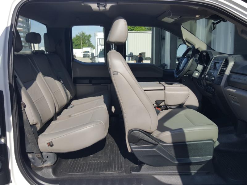 Ford F-350 SD XL SuperCab Long Bed DRW 4WD 2020