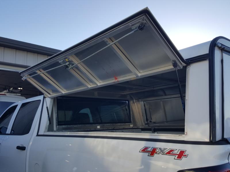 Chevrolet Silverado 2500HD Work Truck Crew Cab 4WD 2017 Chevrolet Silverado 2500HD Work Truck Crew Cab 4WD 2017