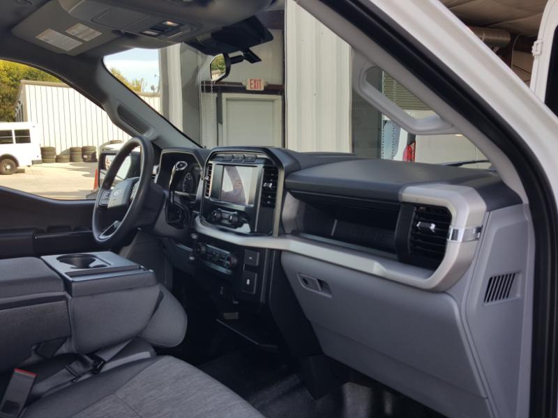 Ford F-150 XL SuperCrew 5.5-ft. Bed 4WD 2023