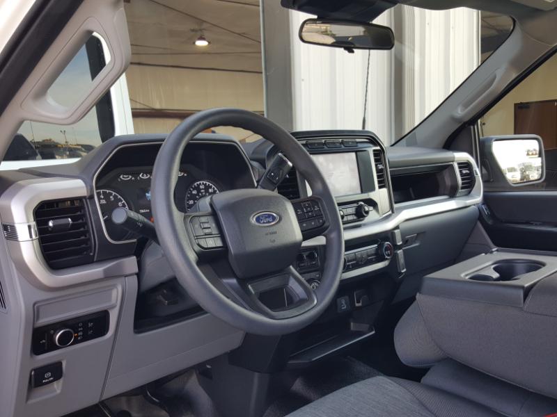Ford F-150 XL SuperCrew 5.5-ft. Bed 4WD 2023