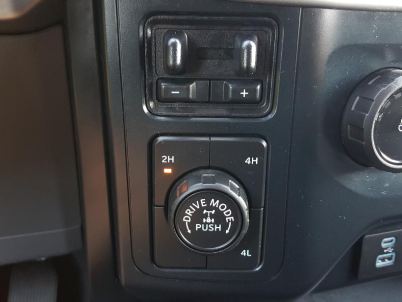 Ford F-150 XL SuperCrew 5.5-ft. Bed 4WD 2023