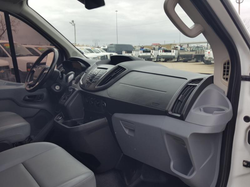 Ford Transit 150 Van Low Roof 60/40 Pass. 130-in. WB 2017