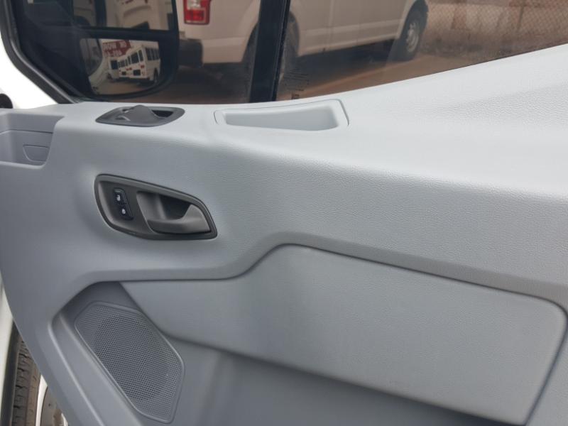 Ford Transit 150 Van Low Roof 60/40 Pass. 130-in. WB 2017