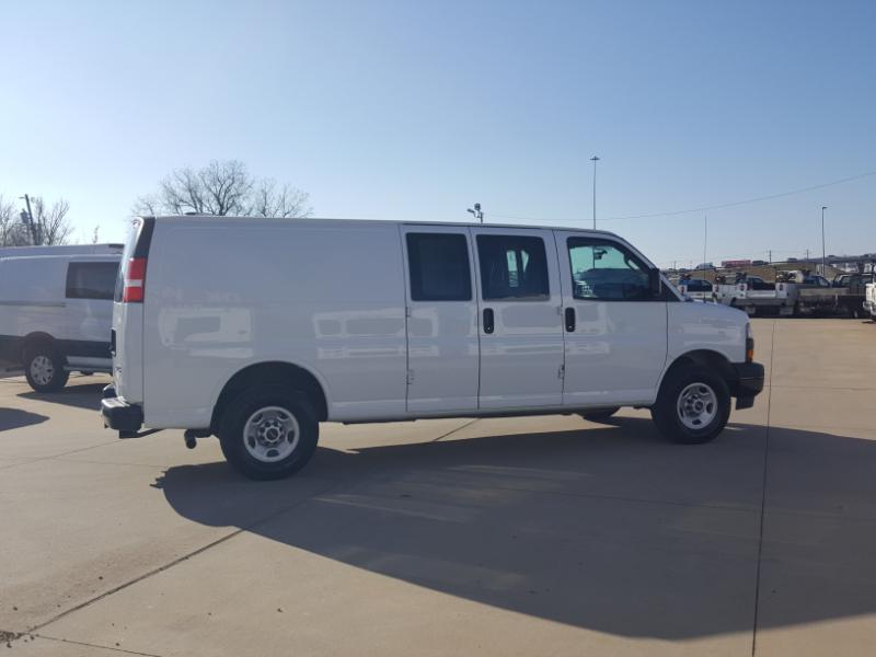 GMC Savana G2500 Extended Cargo 2023