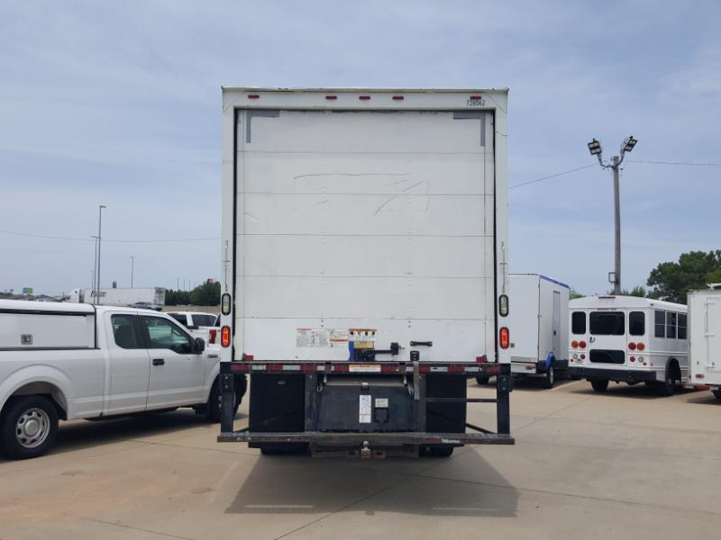 Freightliner M2 106  2017