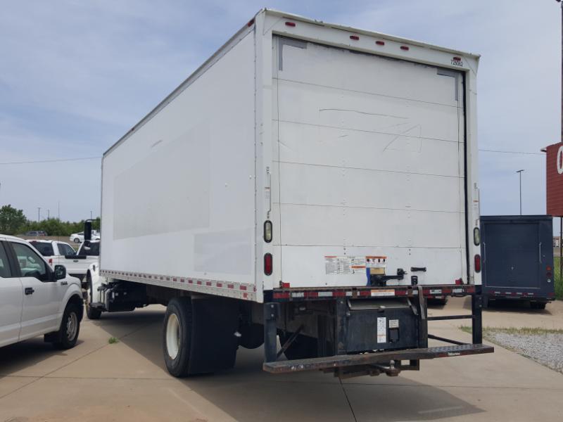 Freightliner M2 106  2017