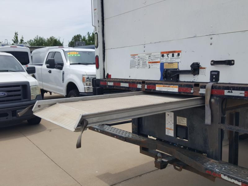 Freightliner M2 106  2017